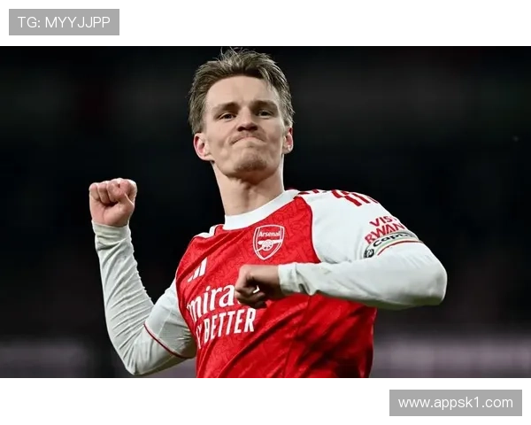 厄德高是否依赖阿森纳体系：战术角色与自主创造能力解析