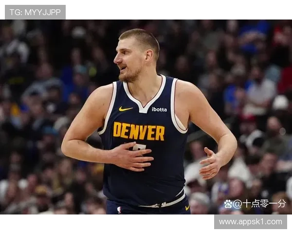 朱·霍勒迪挡拆牵制约基奇，提升塔图姆内线效率